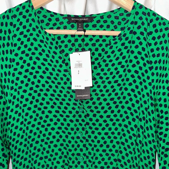 Banana Republic Emerald Patterned Midi Dress - Picture 3 of 8